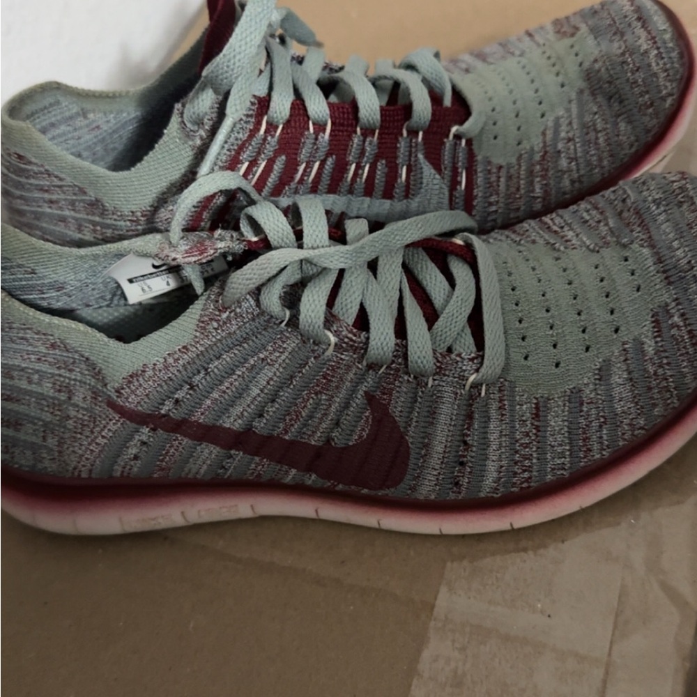 Nike Women's Maroon and Gray Sneakers